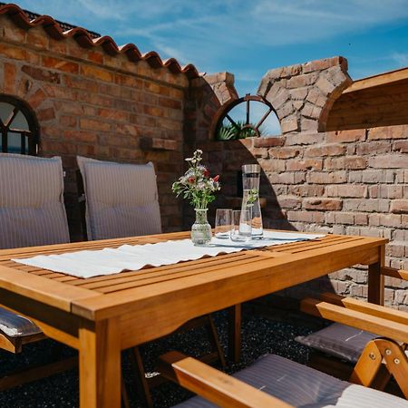 Ferienwohnung Am Weinberg Boetzingen 外观 照片